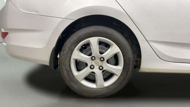 View Hyundai Fluidic Verna Image 22 Used Hyundai Fluidic Verna Image 22