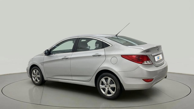 View Hyundai Fluidic Verna Image 2 Used Hyundai Fluidic Verna Image 2