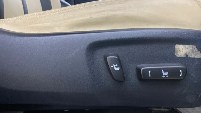 View Toyota Innova Crysta Image 19 Used Toyota Innova Crysta Image 19