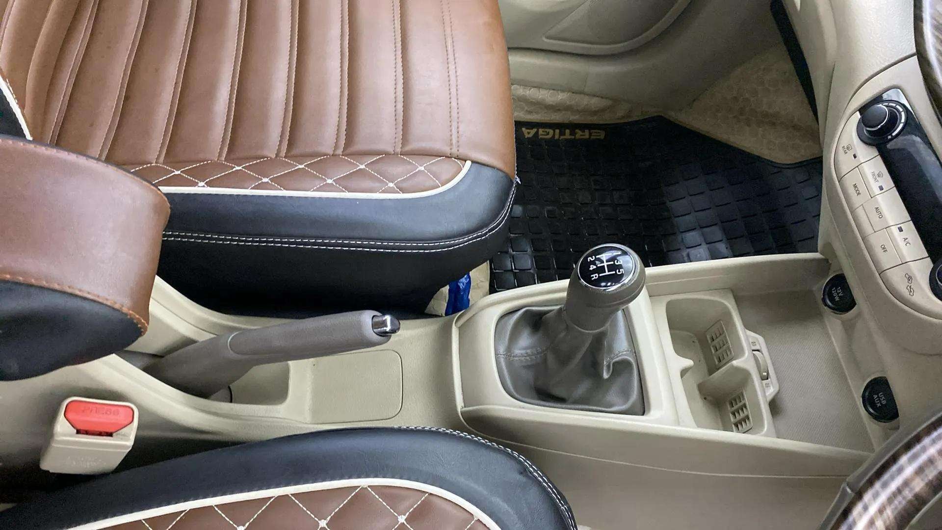View 2019 Maruti Suzuki 1000 Base Variant Image 39 Used 2019 Maruti Suzuki 1000 Base Variant Image 39