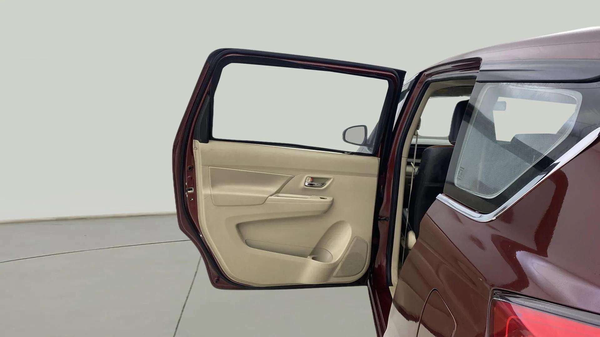 View 2019 Maruti Suzuki 1000 Base Variant Image 22 Used 2019 Maruti Suzuki 1000 Base Variant Image 22