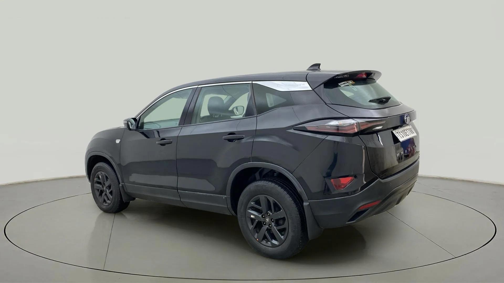 View 2021 Tata Harrier XE Image 2 Used 2021 Tata Harrier XE Image 2
