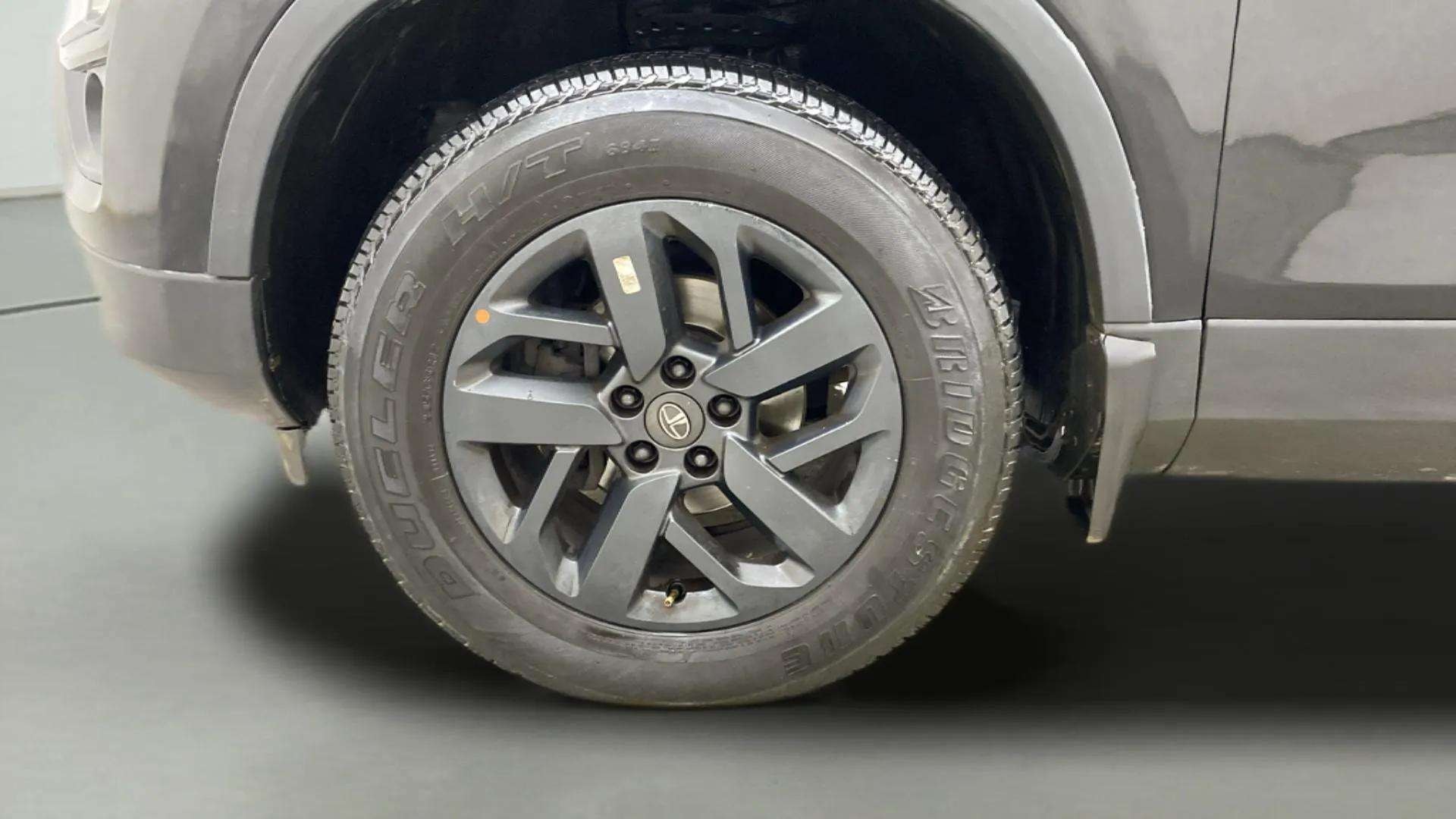 View 2021 Tata Harrier XE Image 26 Used 2021 Tata Harrier XE Image 26