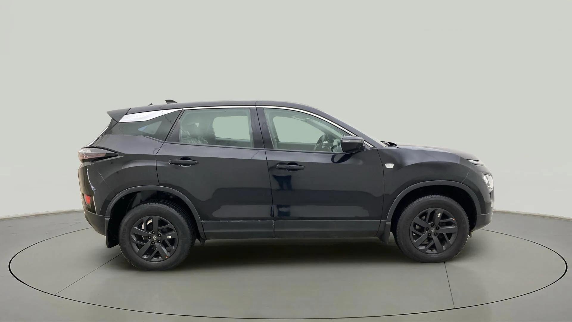 View 2021 Tata Harrier XE Image 8 Used 2021 Tata Harrier XE Image 8