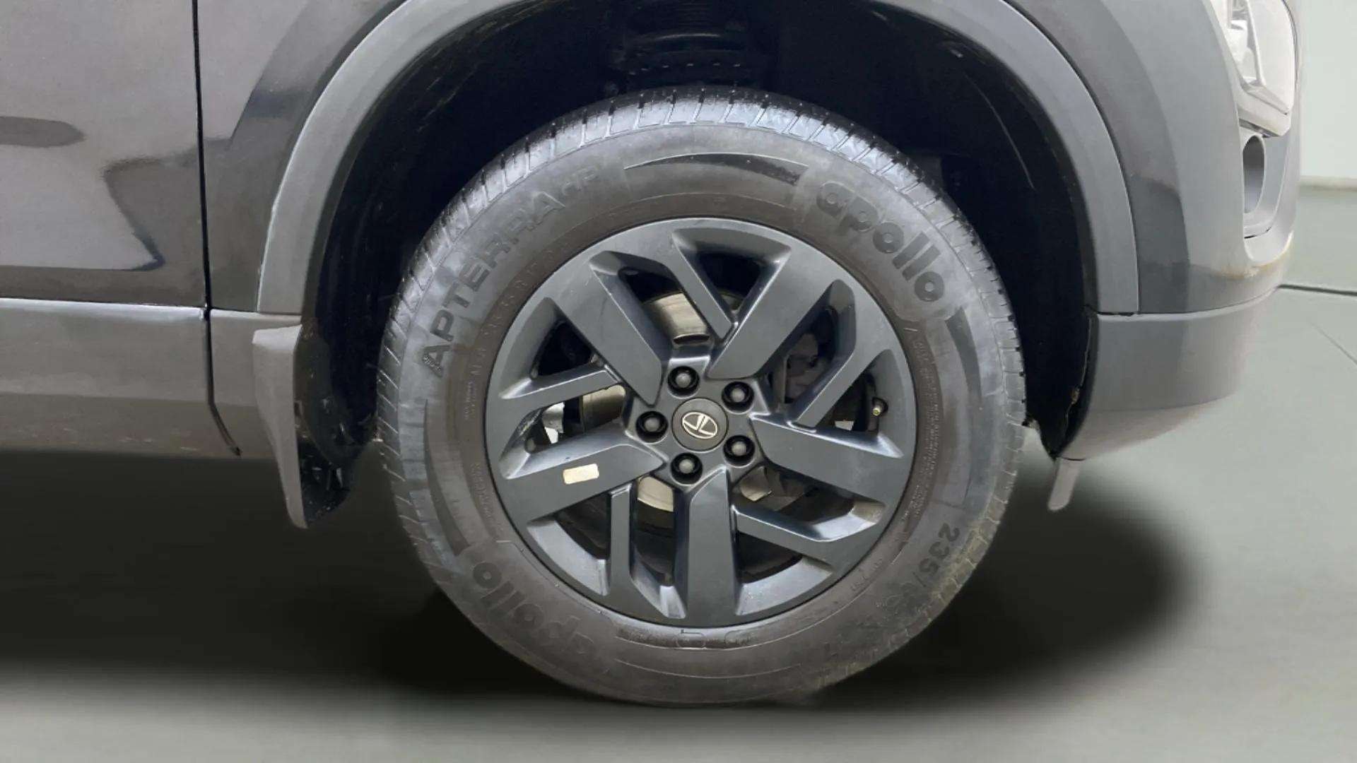 View 2021 Tata Harrier XE Image 38 Used 2021 Tata Harrier XE Image 38