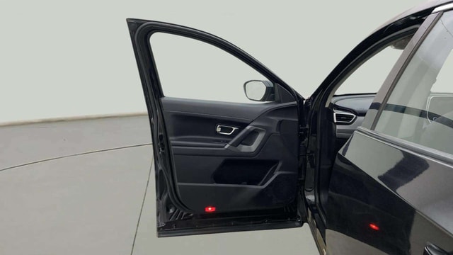 View Tata Harrier Image 29 Used Tata Harrier Image 29