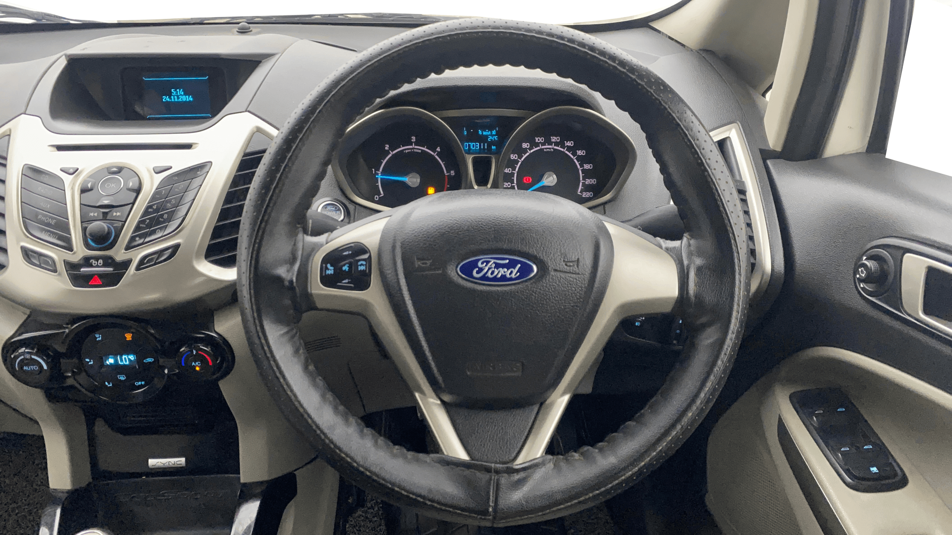 View 2016 Ford EcoSport 1.5 TDCi Diesel Ambiente BS IV Image 12 Used 2016 Ford EcoSport 1.5 TDCi Diesel Ambiente BS IV Image 12