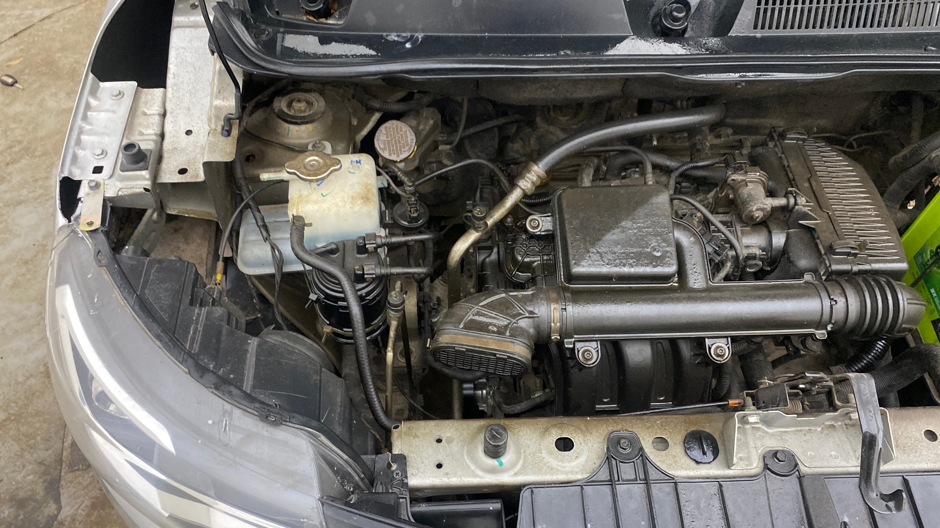 View 2022 Renault Triber RXE Image 3 Used 2022 Renault Triber RXE Image 3