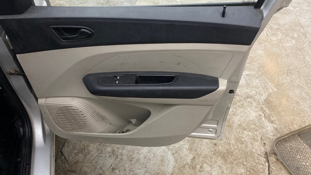 View Renault Triber Image 33 Used Renault Triber Image 33