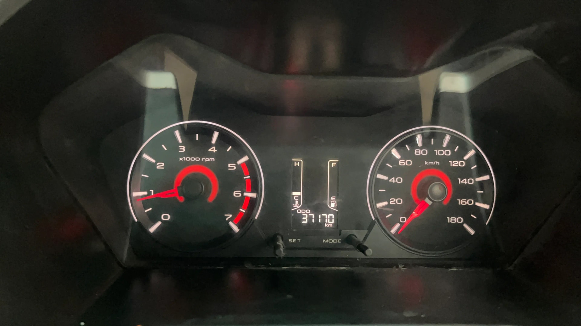 View 2016 Mahindra KUV100 K8 Petrol 5 Seater BS IV Image 20 Used 2016 Mahindra KUV100 K8 Petrol 5 Seater BS IV Image 20