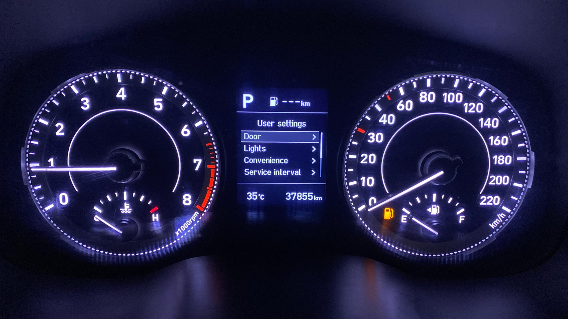 View 2019 Hyundai Venue SX Plus 1.0 Petrol AT Image 37 Used 2019 Hyundai Venue SX Plus 1.0 Petrol AT Image 37