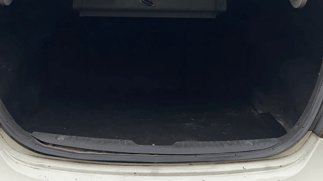 View Hyundai Fluidic Verna Image 10 Used Hyundai Fluidic Verna Image 10