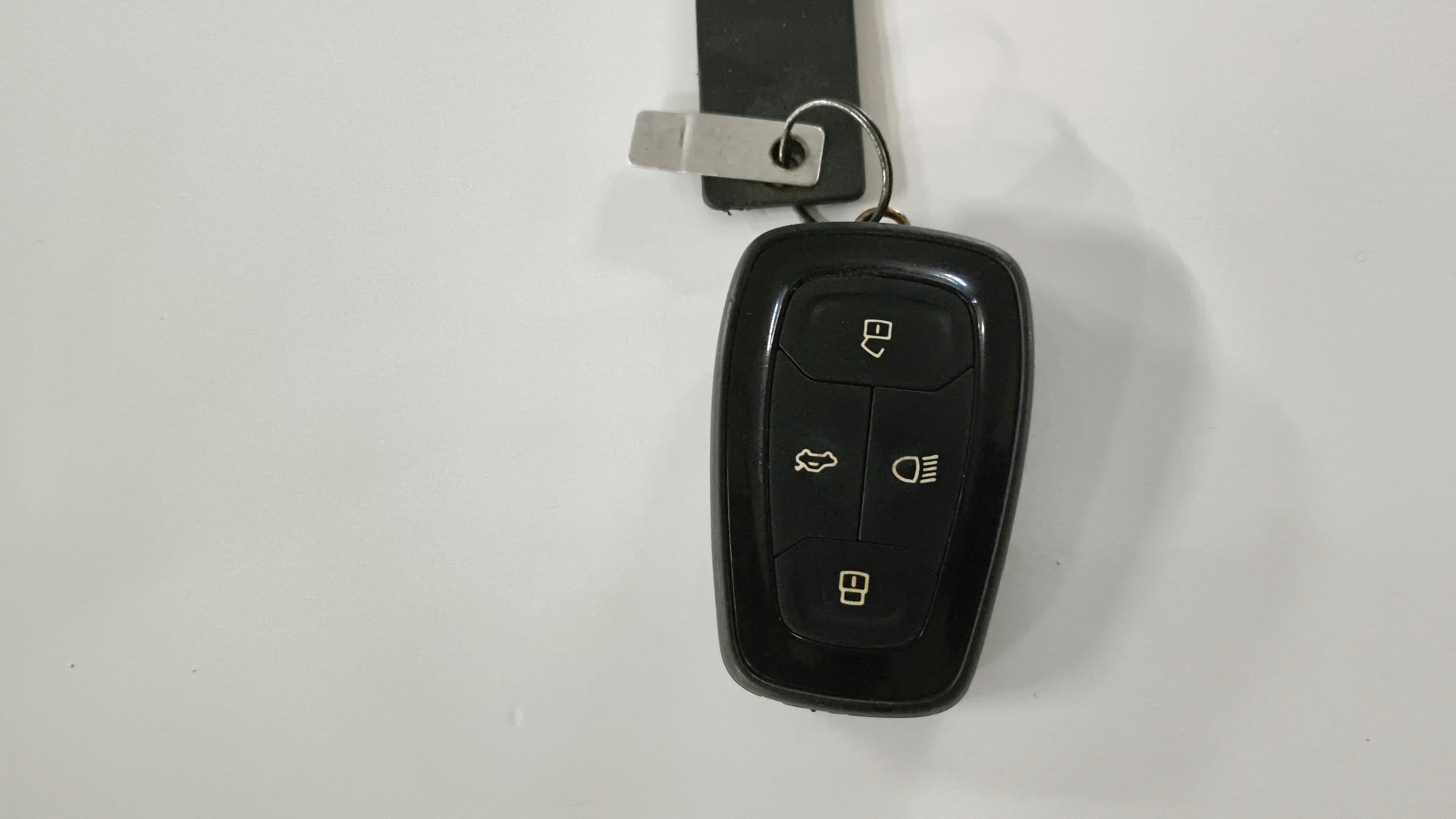 View 2021 Tata Nexon Revotron XE Image 19 Used 2021 Tata Nexon Revotron XE Image 19