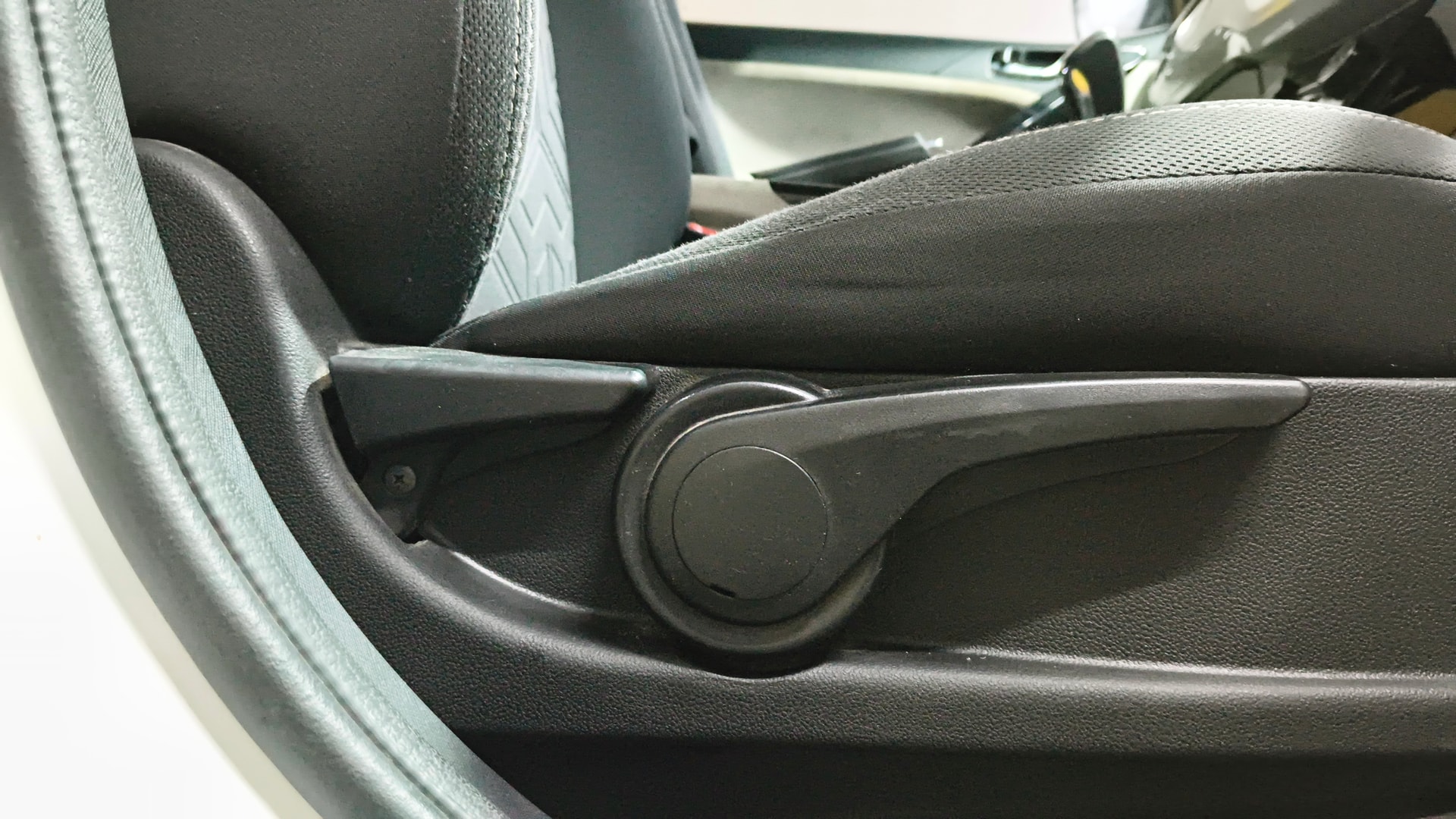 View 2021 Tata Nexon Revotron XE Image 11 Used 2021 Tata Nexon Revotron XE Image 11