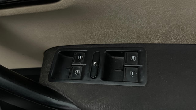 View Skoda Rapid Image 33 Used Skoda Rapid Image 33