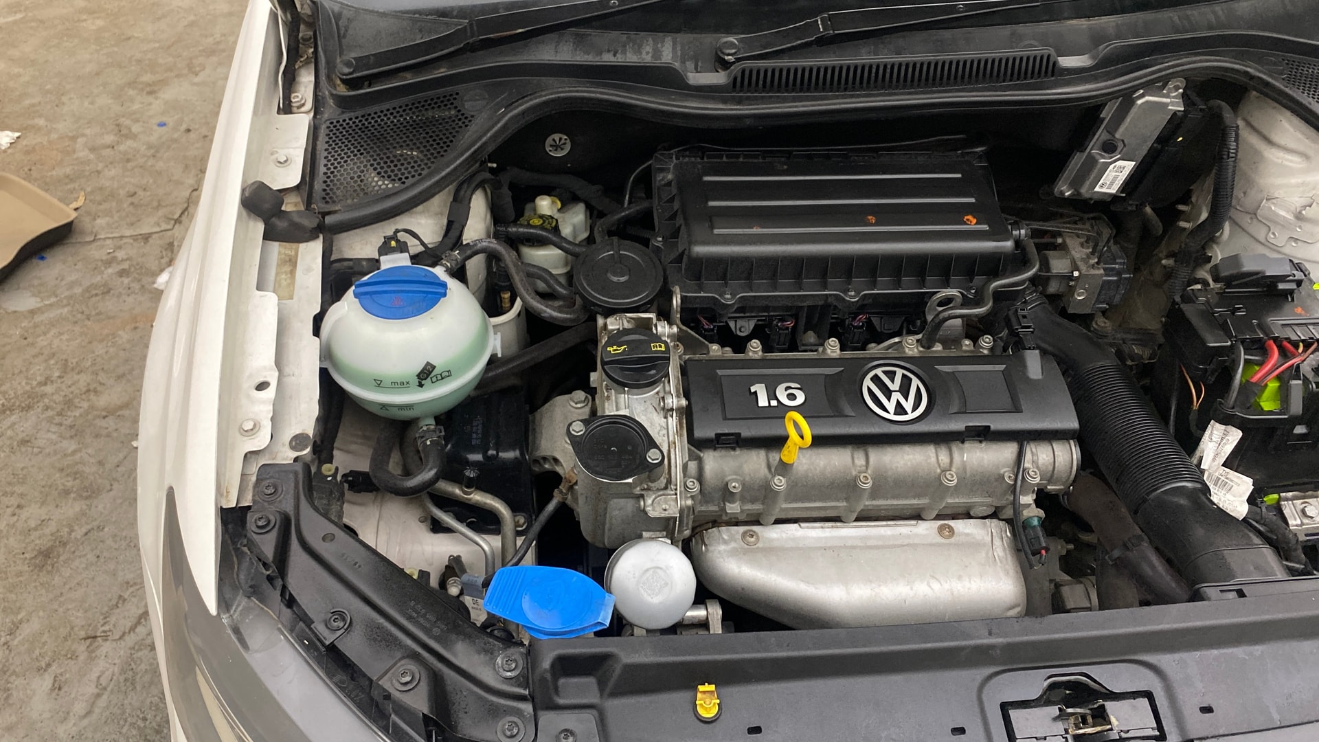View 2016 Volkswagen Vento 1.2 L TSI Comfortline Petrol AT Image 4 Used 2016 Volkswagen Vento 1.2 L TSI Comfortline Petrol AT Image 4