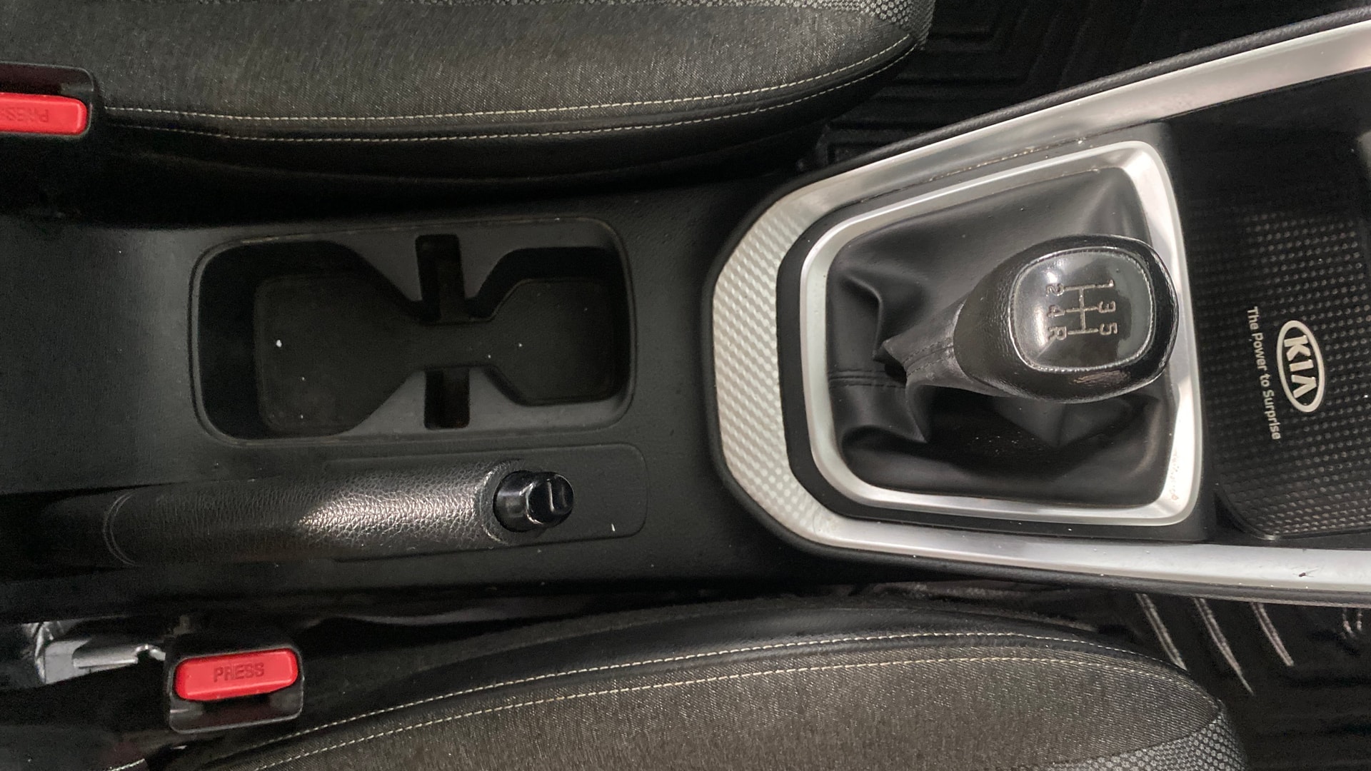 View 2021 Kia Sonet HTK Plus Petrol Image 39 Used 2021 Kia Sonet HTK Plus Petrol Image 39