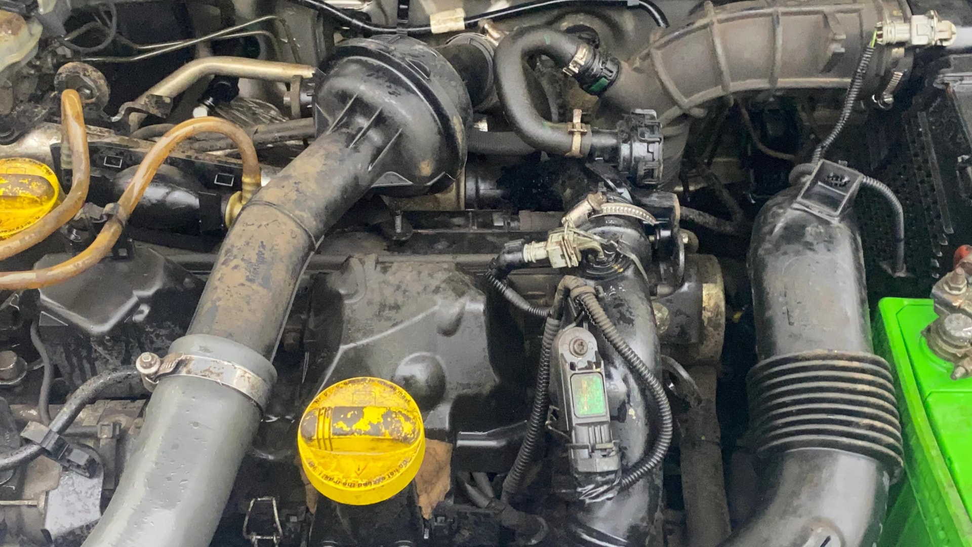 View 2015 Renault Duster 85 PS RxL plus Diesel Image 43 Used 2015 Renault Duster 85 PS RxL plus Diesel Image 43