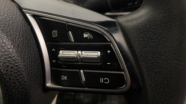 View Kia Carens Image 3 Used Kia Carens Image 3