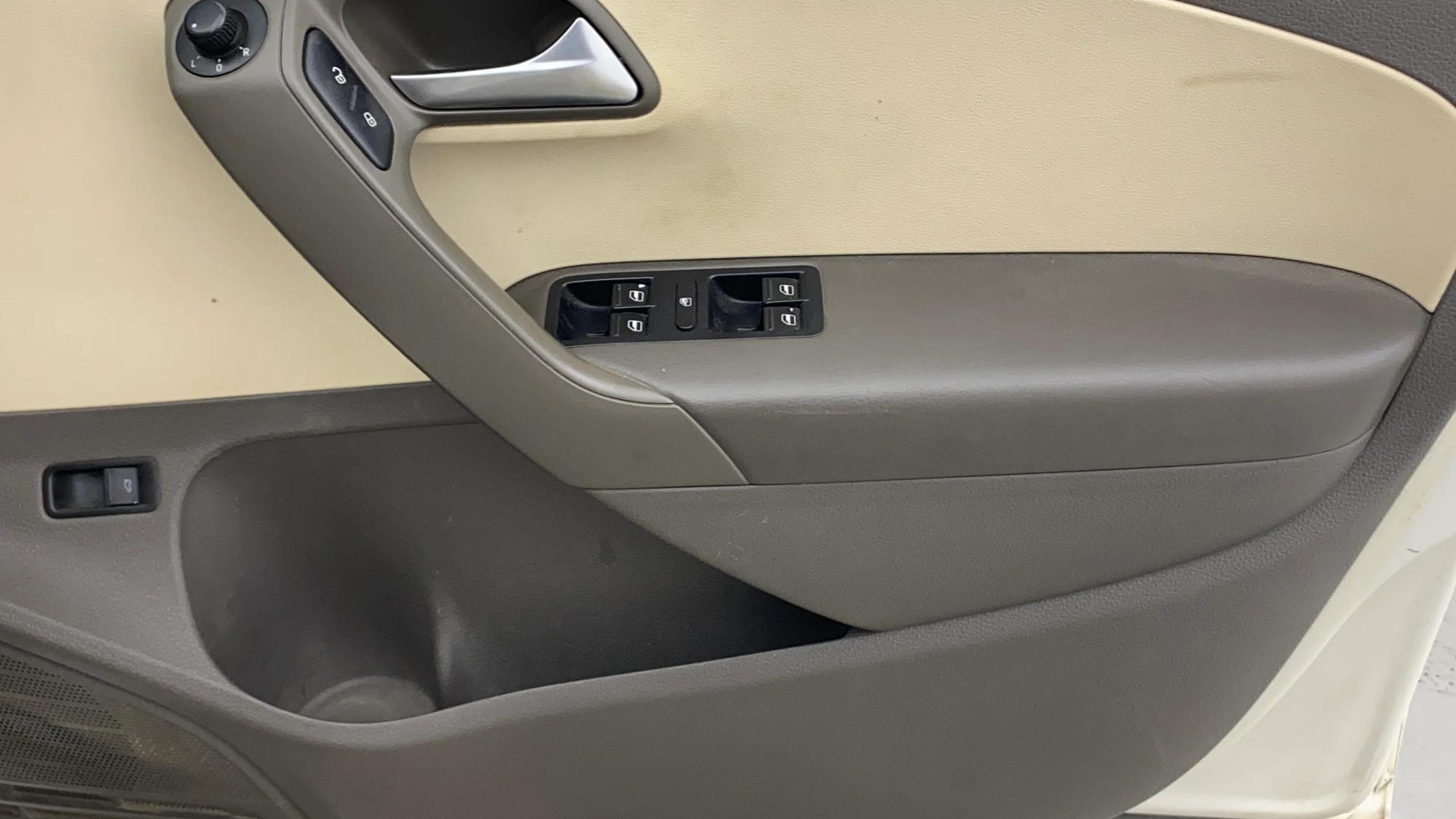 Used 2013 Volkswagen Vento Used 2013 Volkswagen Vento