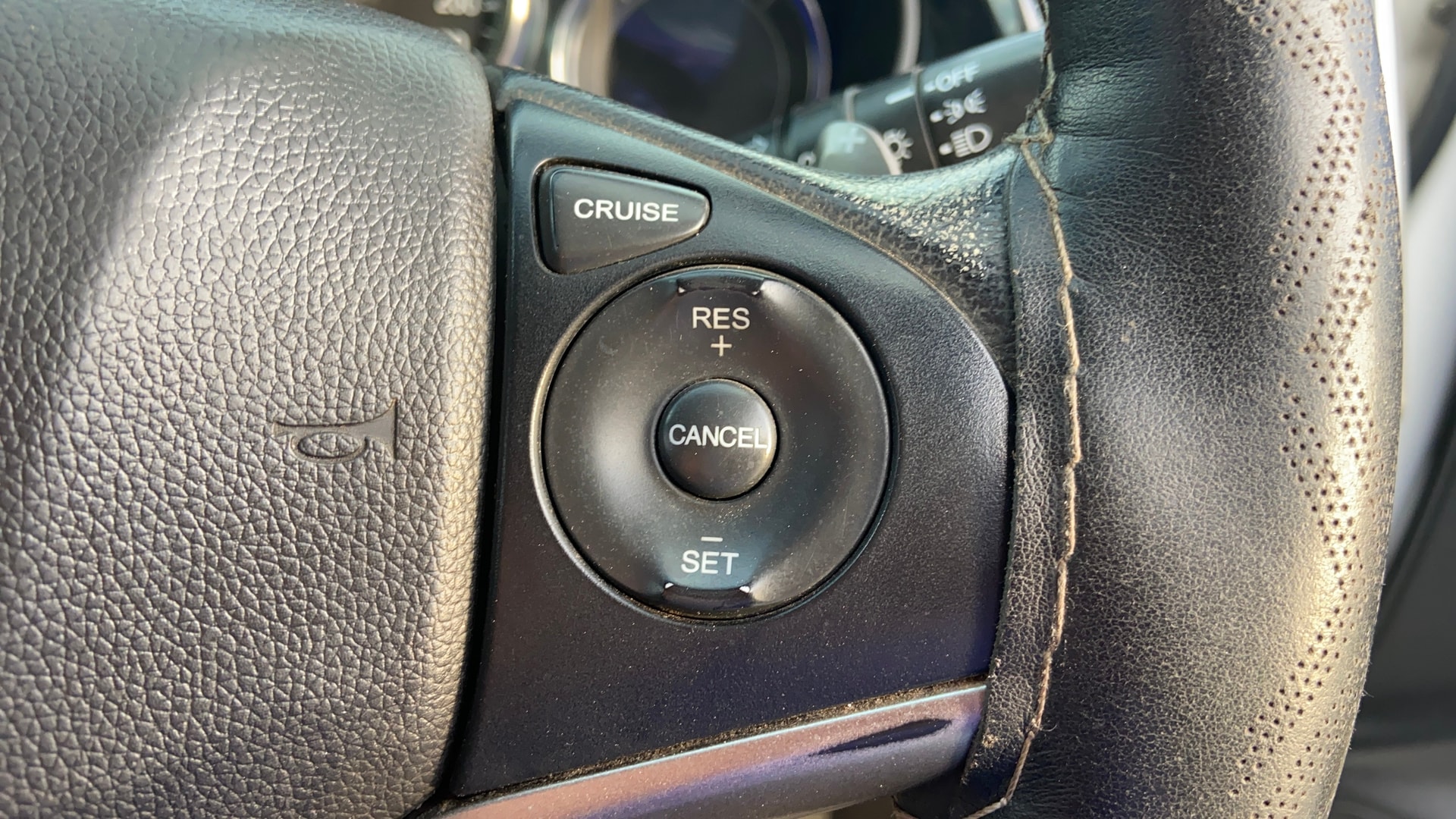 View 2016 Honda City ZX MT Diesel Anniversary Edition Image 3 Used 2016 Honda City ZX MT Diesel Anniversary Edition Image 3