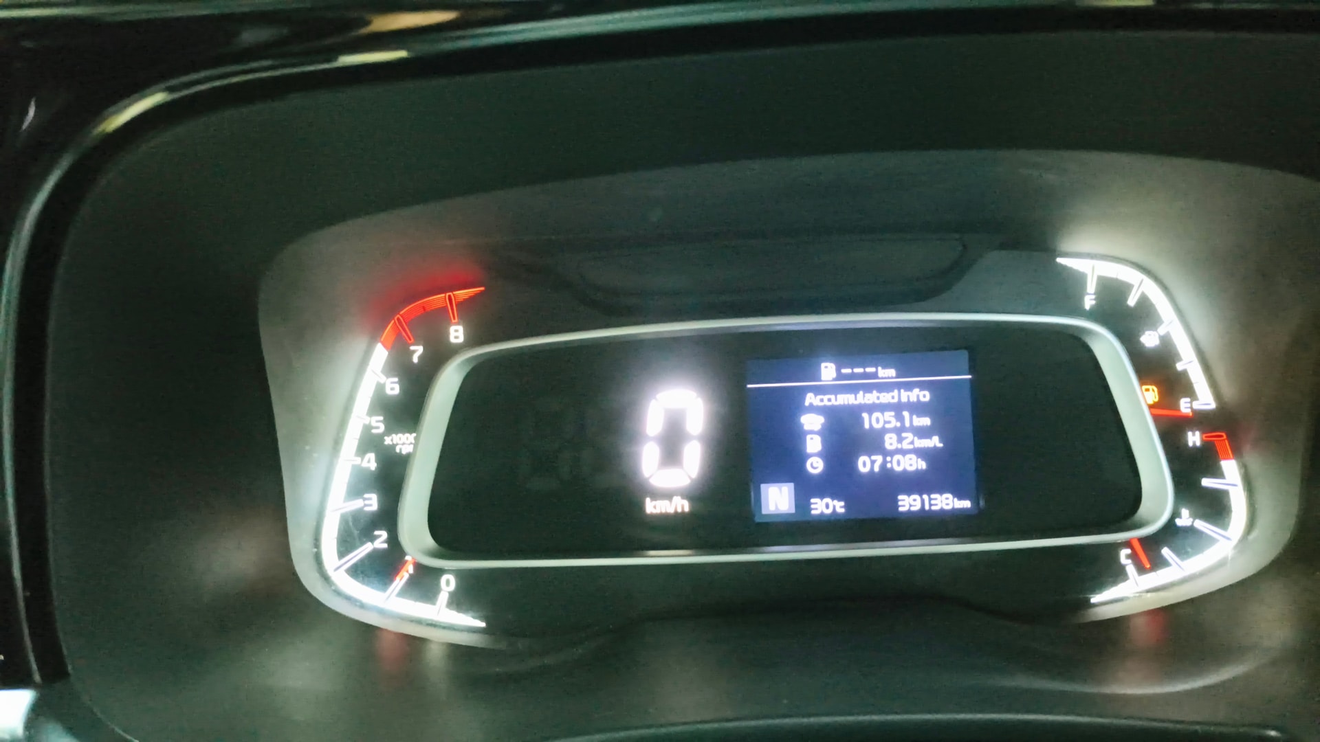 View 2021 Kia Sonet HTX iMT Petrol Image 21 Used 2021 Kia Sonet HTX iMT Petrol Image 21