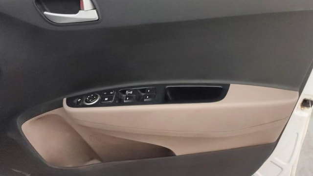 View Hyundai Grand i10 Image 33 Used Hyundai Grand i10 Image 33
