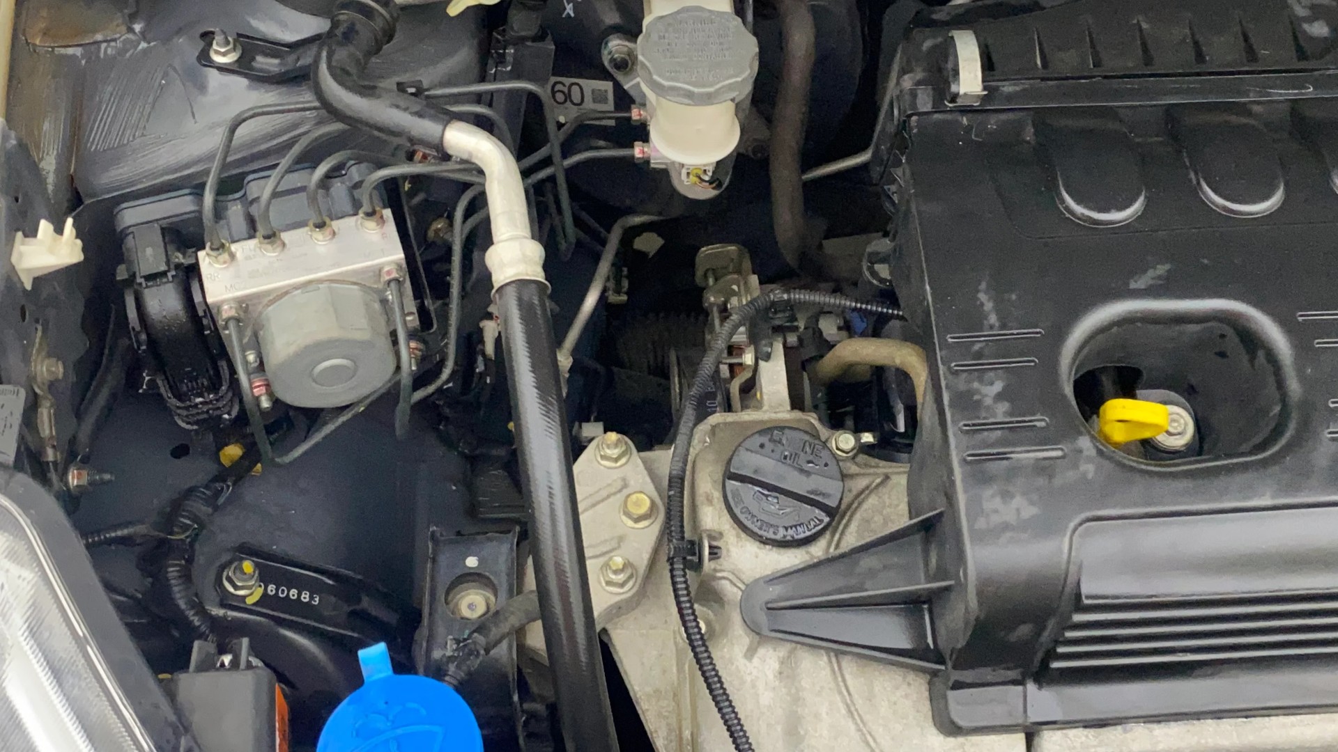 View 2018 Maruti Suzuki 1000 Base Variant Image 3 Used 2018 Maruti Suzuki 1000 Base Variant Image 3