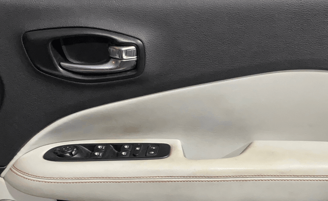 View Jeep Compass Image 33 Used Jeep Compass Image 33