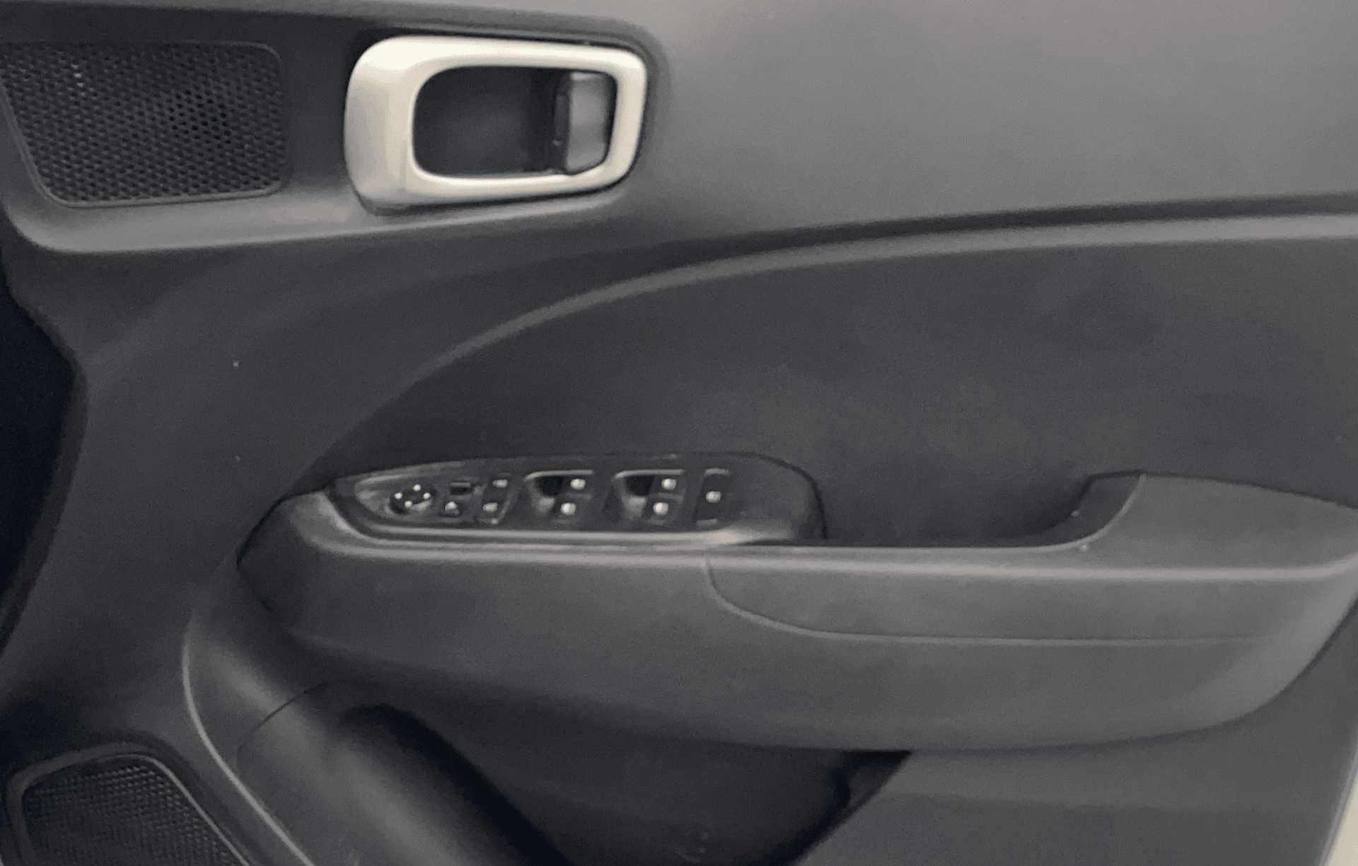 View 2019 Hyundai Venue SX Plus 1.0 Petrol AT Image 35 Used 2019 Hyundai Venue SX Plus 1.0 Petrol AT Image 35