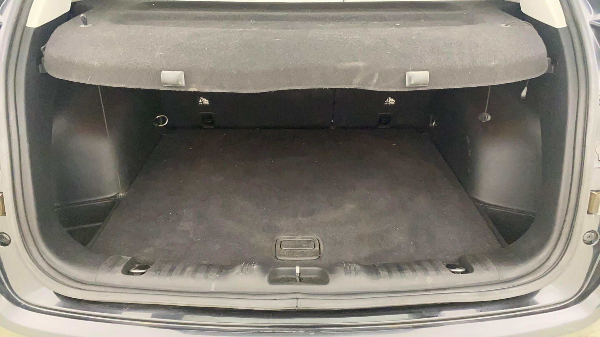 View 2020 Jeep Compass Longitude Plus Petrol Image 11 Used 2020 Jeep Compass Longitude Plus Petrol Image 11