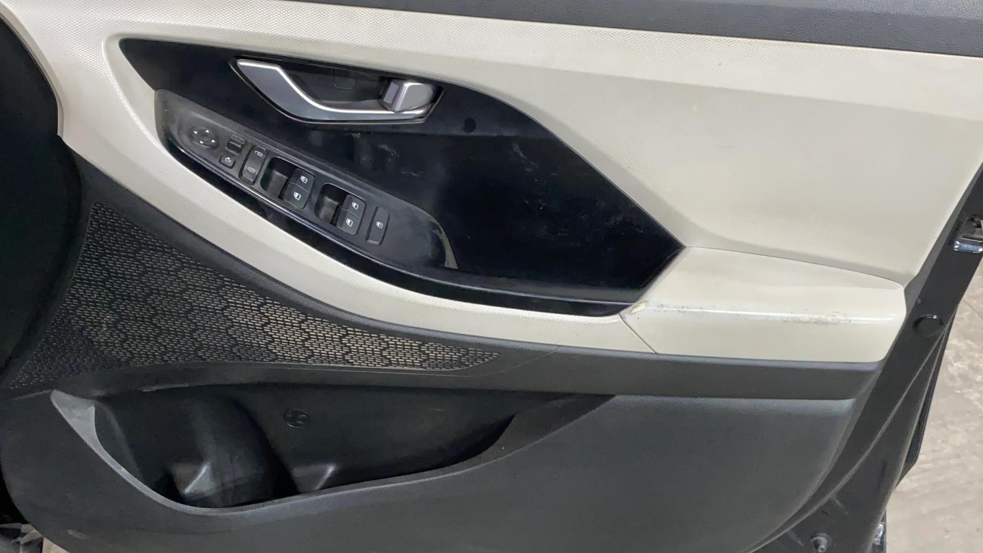 View 2021 Hyundai Creta 1.4 E Diesel Image 38 Used 2021 Hyundai Creta 1.4 E Diesel Image 38