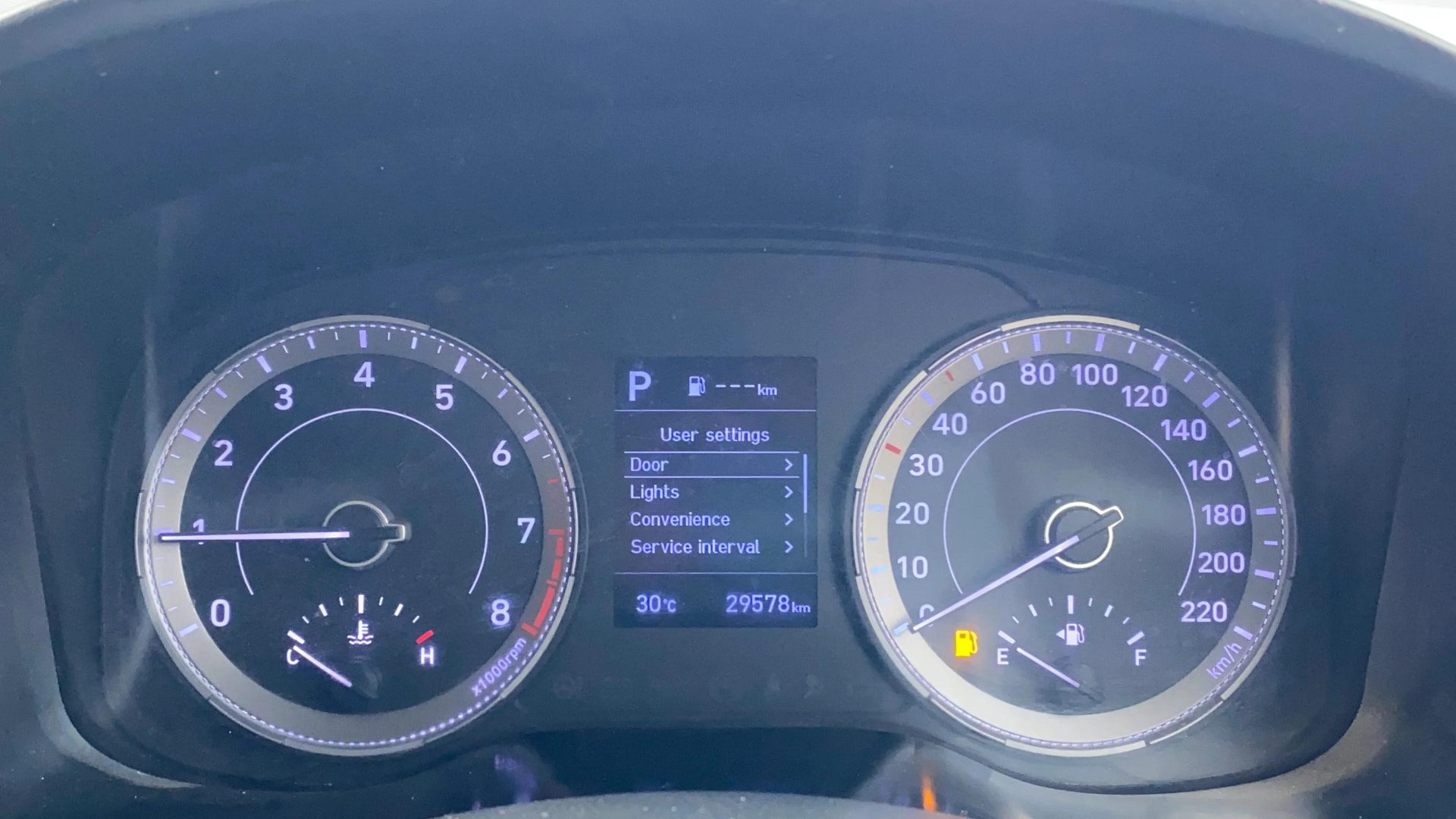 View 2019 Hyundai Venue SX Plus 1.0 Petrol AT Dual Tone Image 21 Used 2019 Hyundai Venue SX Plus 1.0 Petrol AT Dual Tone Image 21