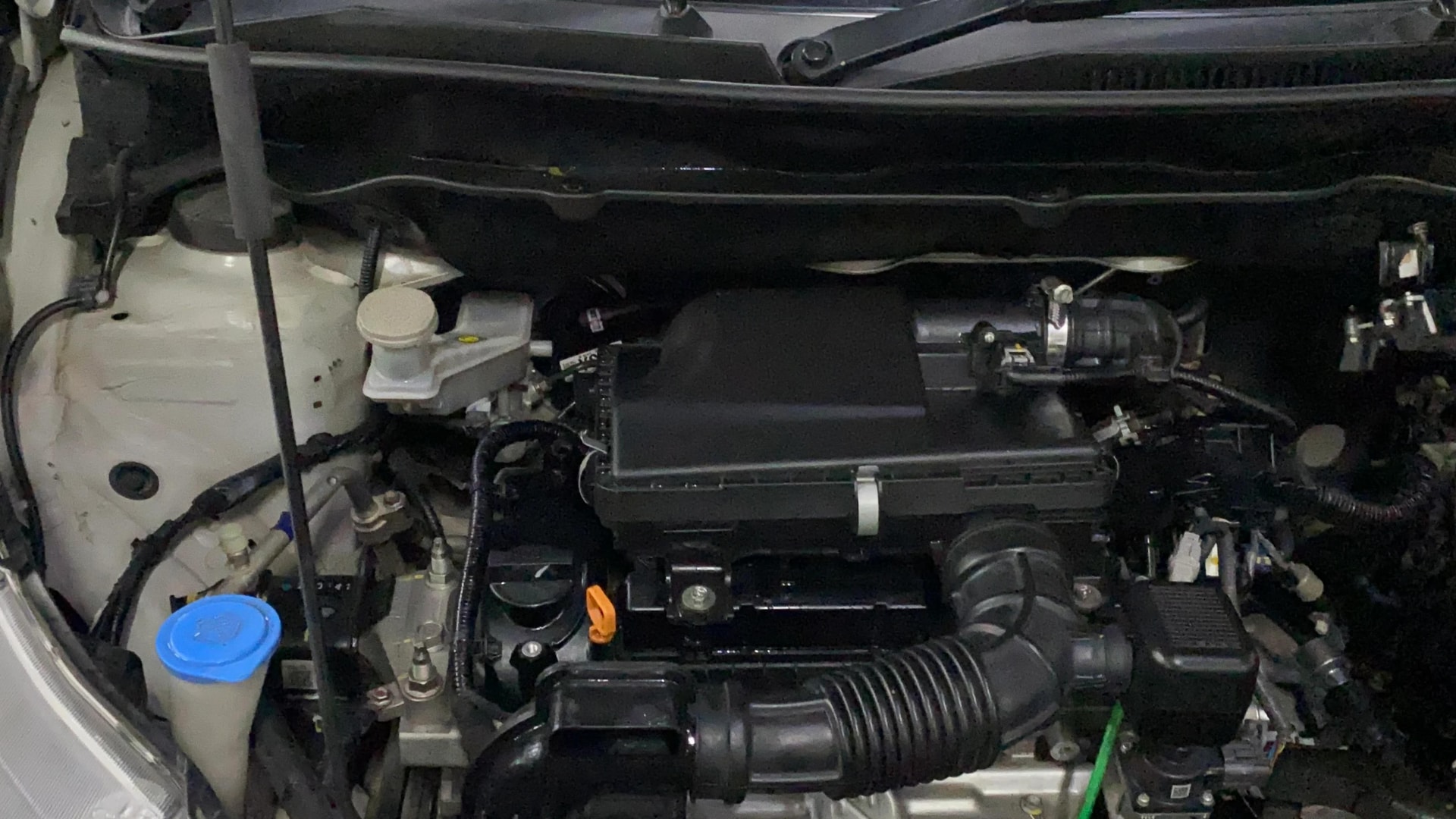 View 2024 Maruti Suzuki 1000 Base Variant Image 3 Used 2024 Maruti Suzuki 1000 Base Variant Image 3