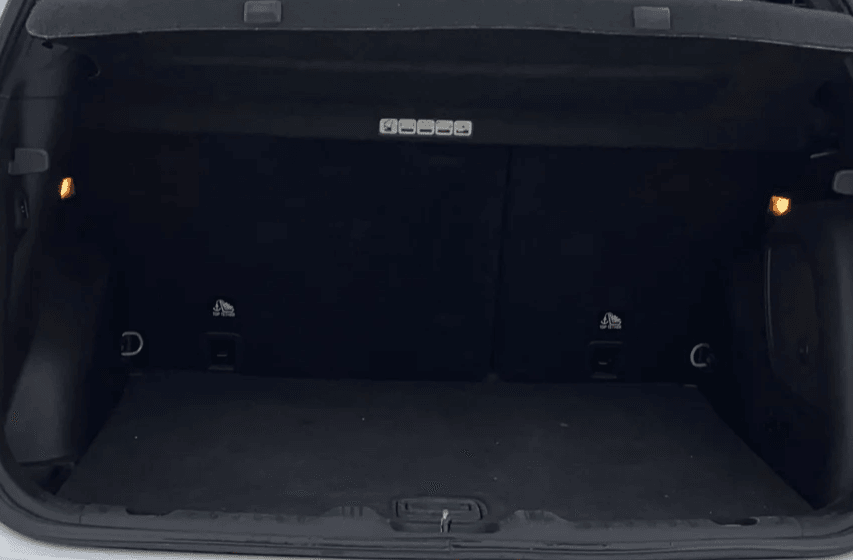 View 2022 Jeep Compass S (O) 1.4 Petrol DDCT Image 7 Used 2022 Jeep Compass S (O) 1.4 Petrol DDCT Image 7