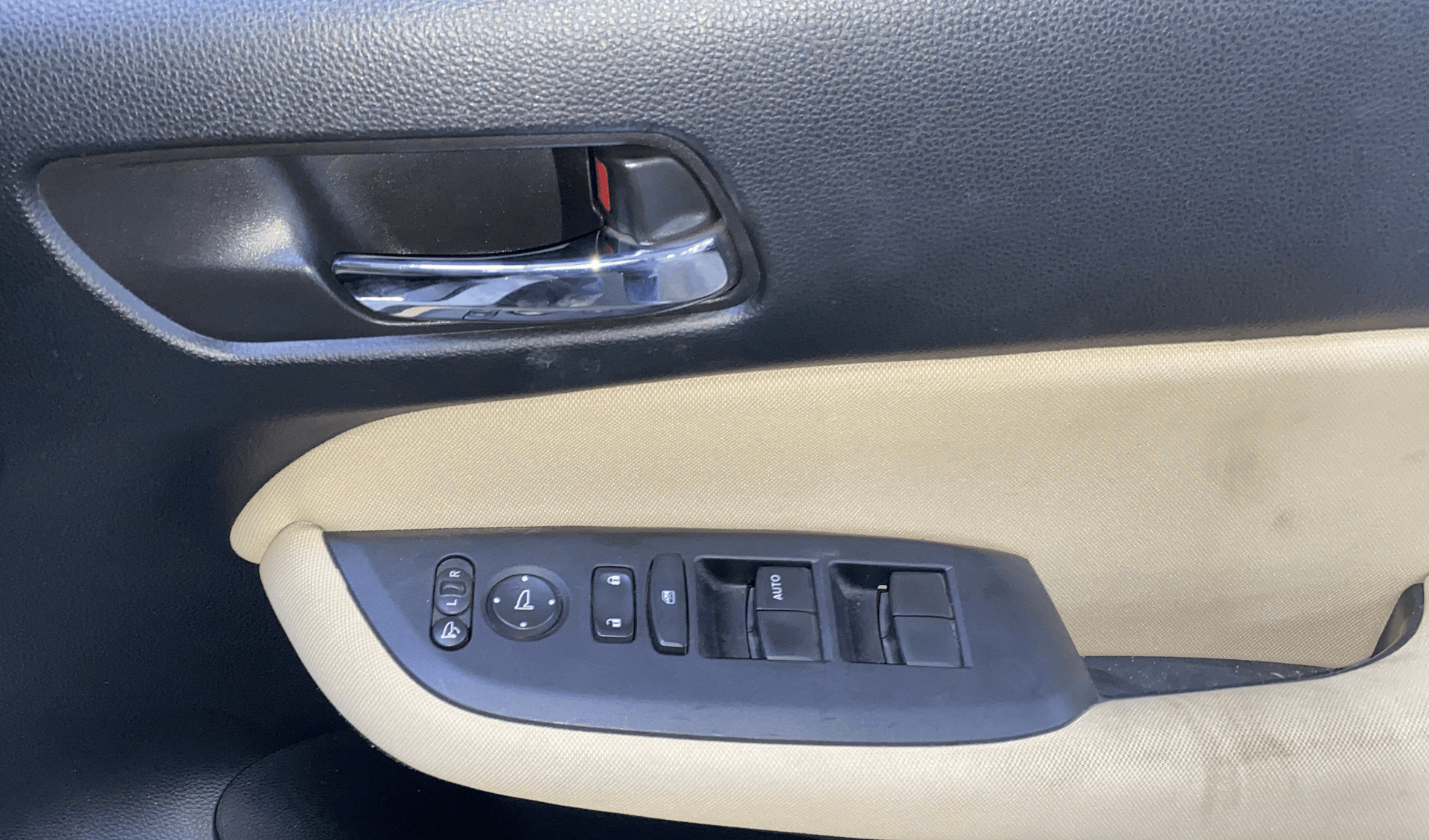 View 2024 Honda City ZX MT Diesel Anniversary Edition Image 38 Used 2024 Honda City ZX MT Diesel Anniversary Edition Image 38