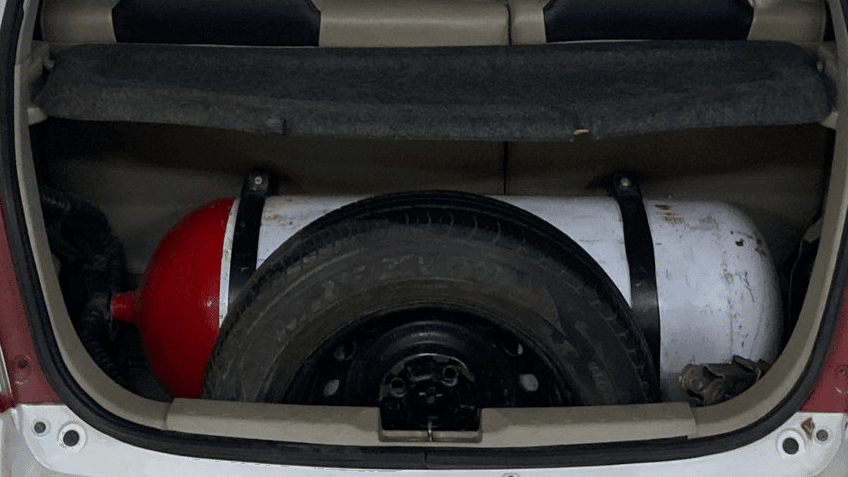 View 2019 Maruti Suzuki 1000 Base Variant Image 10 Used 2019 Maruti Suzuki 1000 Base Variant Image 10