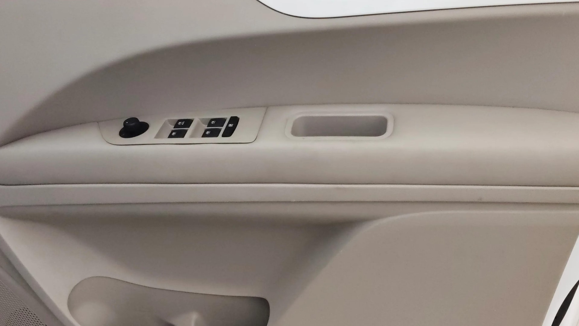 View 2025 Mahindra Marazzo M6 Plus 8-Seater Image 34 Used 2025 Mahindra Marazzo M6 Plus 8-Seater Image 34