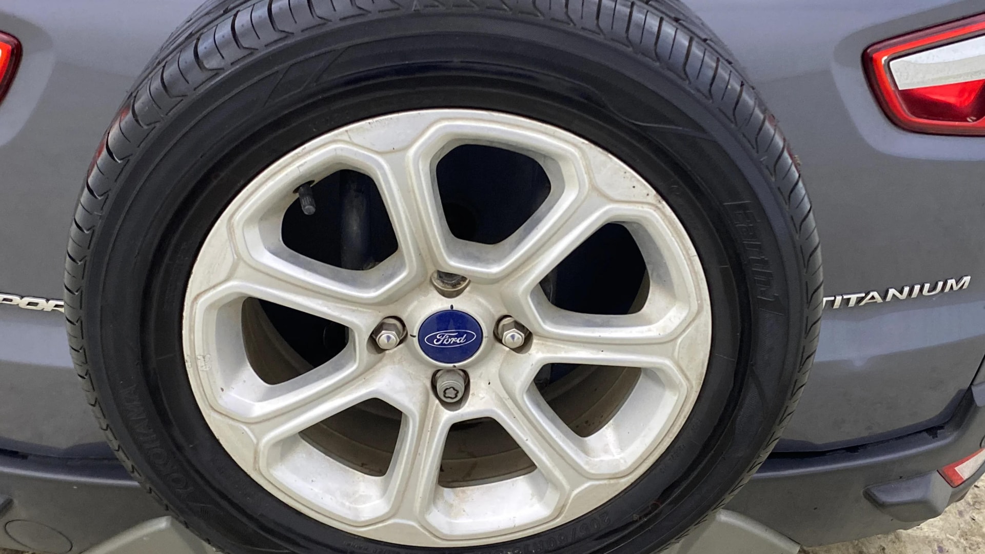 View 2019 Ford EcoSport 1.5 TDCi Diesel Ambiente BS IV Image 25 Used 2019 Ford EcoSport 1.5 TDCi Diesel Ambiente BS IV Image 25
