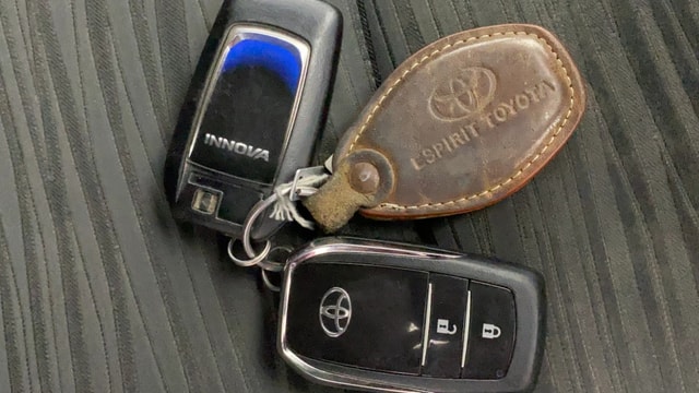 View Toyota Innova Crysta Image 20 Used Toyota Innova Crysta Image 20