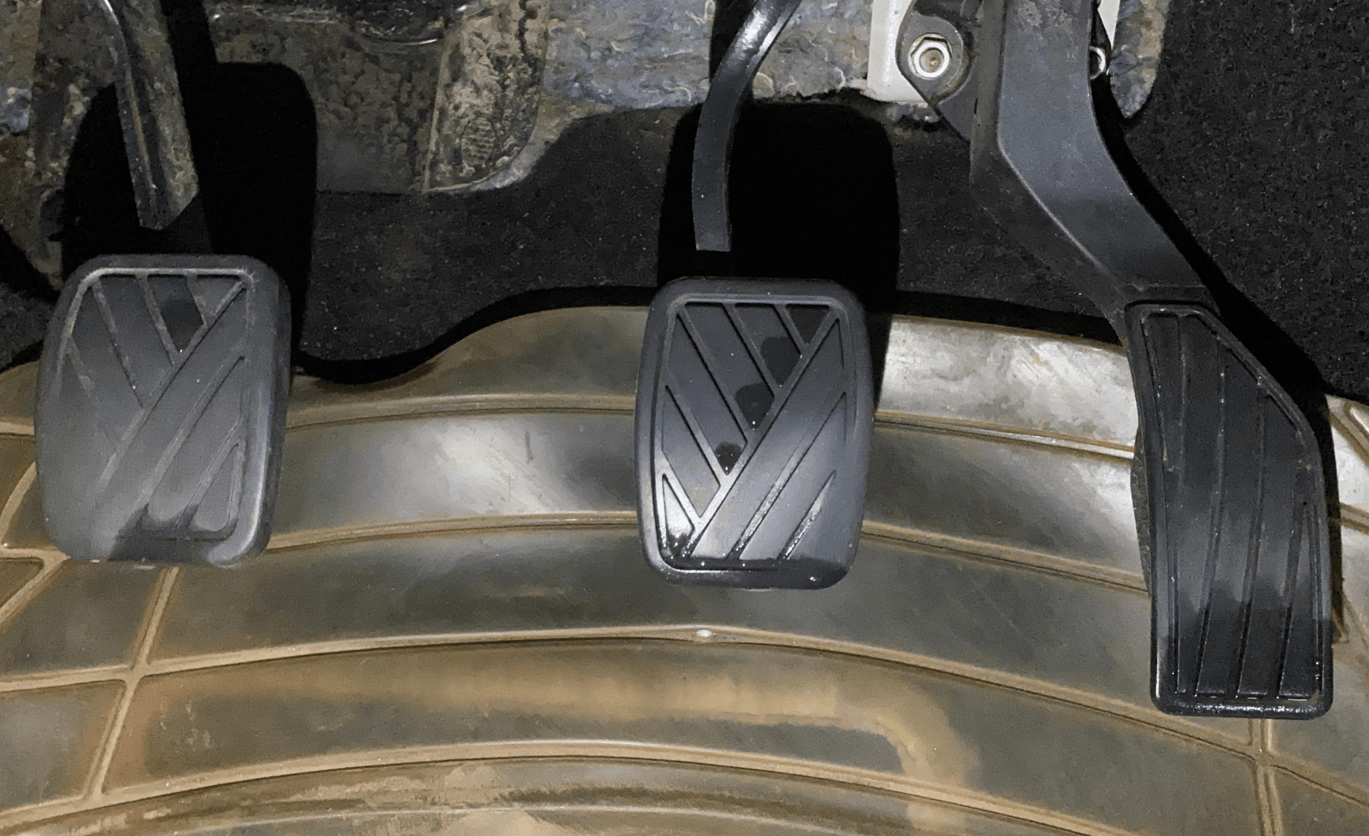 View 2022 Toyota Urban Cruiser High MT Image 10 Used 2022 Toyota Urban Cruiser High MT Image 10
