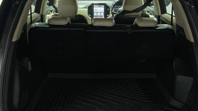 View MG Hector Image 11 Used MG Hector Image 11