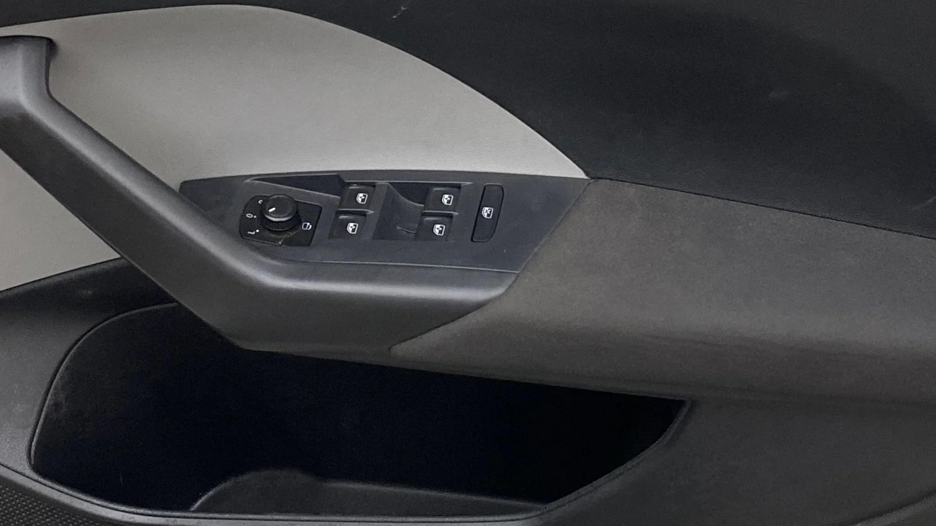 View 2022 Skoda Kushaq Ambition 1.0 TSI MT Image 39 Used 2022 Skoda Kushaq Ambition 1.0 TSI MT Image 39