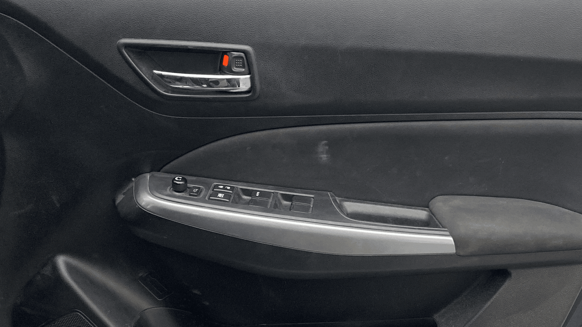 View 2020 Maruti Suzuki 1000 Base Variant Image 32 Used 2020 Maruti Suzuki 1000 Base Variant Image 32