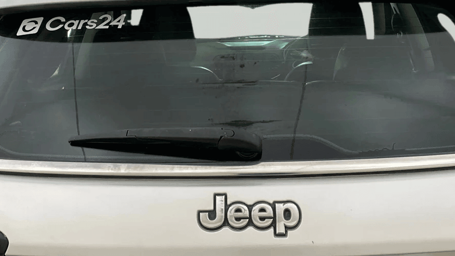 View 2018 Jeep Compass Longitude (O) 2.0 Diesel MT Image 42 Used 2018 Jeep Compass Longitude (O) 2.0 Diesel MT Image 42