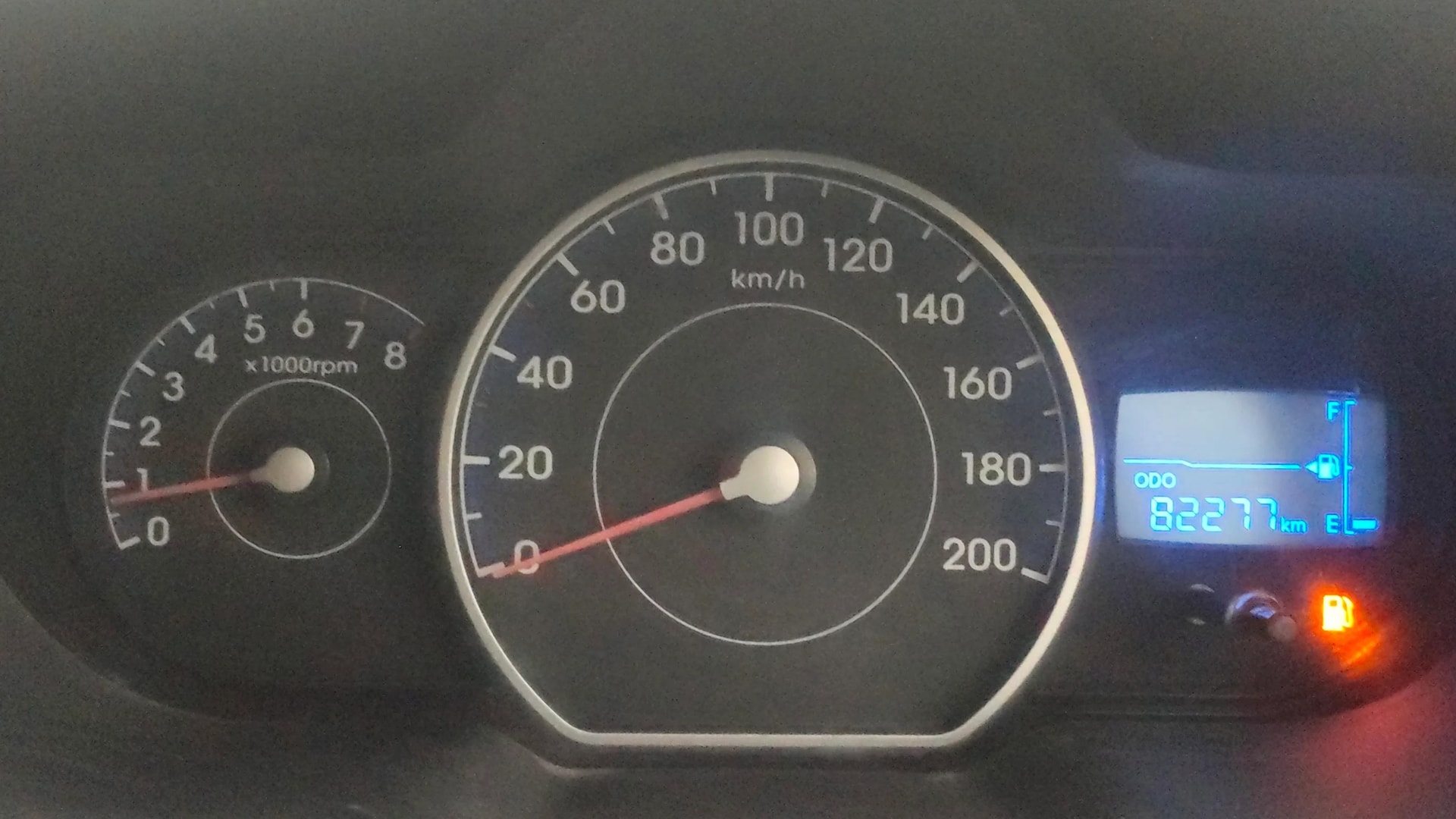 View 2013 Hyundai i10 1.2 Sportz MT Image 33 Used 2013 Hyundai i10 1.2 Sportz MT Image 33