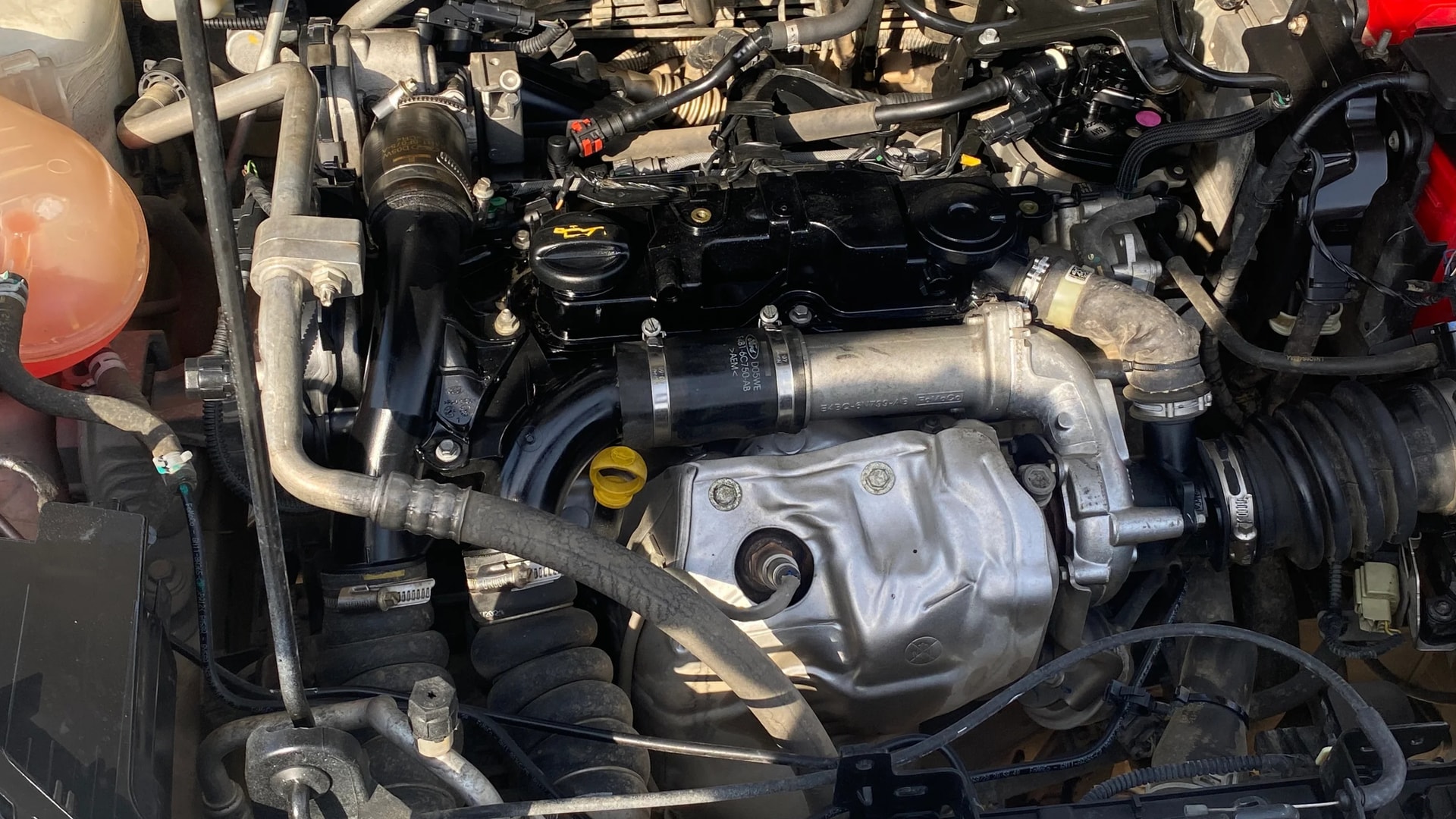 View 2021 Ford EcoSport 1.5 TDCi Diesel Ambiente BS IV Image 3 Used 2021 Ford EcoSport 1.5 TDCi Diesel Ambiente BS IV Image 3