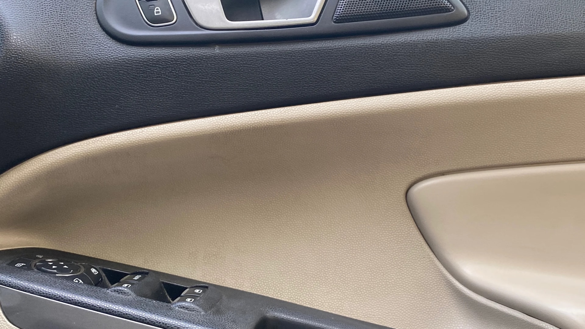 View 2021 Ford EcoSport 1.5 TDCi Diesel Ambiente BS IV Image 34 Used 2021 Ford EcoSport 1.5 TDCi Diesel Ambiente BS IV Image 34