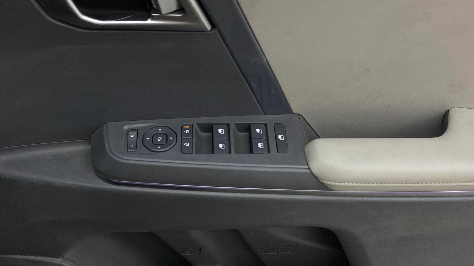 View 2025 Kia Syros HTX Plus (O) AT Diesel Image 40 Used 2025 Kia Syros HTX Plus (O) AT Diesel Image 40