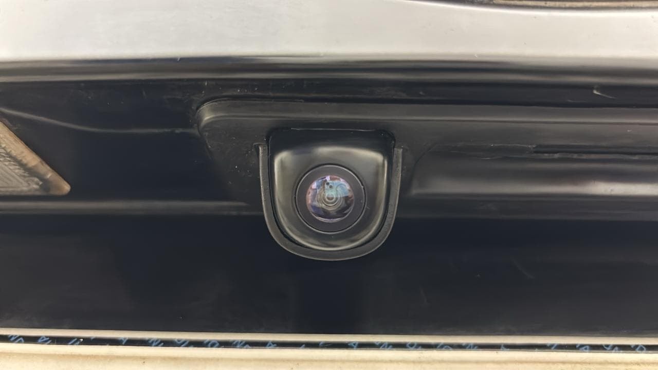 View 2017 Hyundai Verna 1.6 VTVT SX (O) Image 24 Used 2017 Hyundai Verna 1.6 VTVT SX (O) Image 24